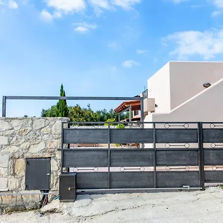 Vasiliki, Next To Platanias, 6min From Sea *